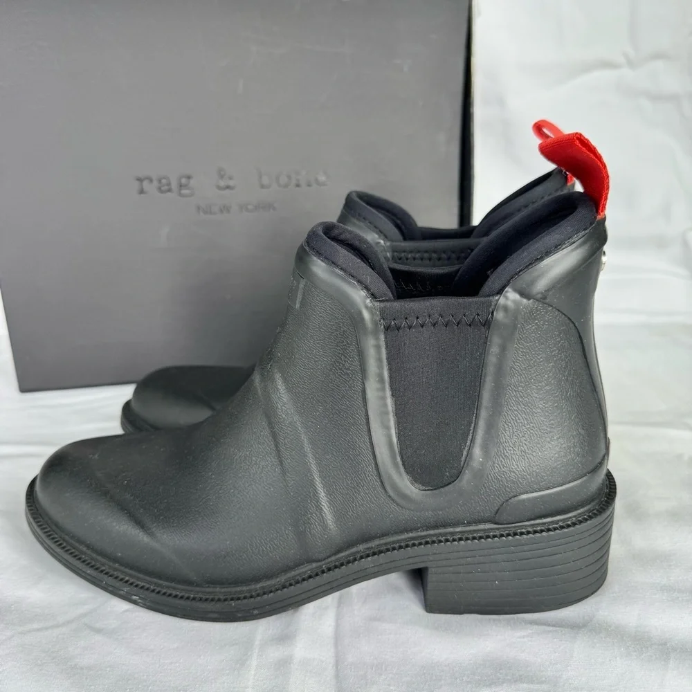 Rag & Bone Dartford Black Rubber Rain Chelsea Ankle Boot Winter Women’s size 9